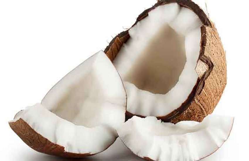 Photo of रात में सोने से पहले खाए कच्चा नारियल, होंगे कई बड़े फायदे