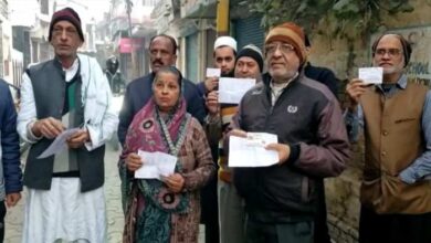 Photo of रामपुर में मतदान जारी:11 बजे तक 11.3 प्रतिशत मतदान, 3,88,994 मतदाता करेंगे प्रत्याशी की किस्मत का फैसला