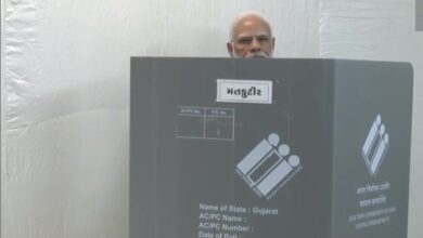 Photo of गुजरात चुनाव सेकेंड फेज, 11 बजे तक 19.17% वोटिंग, PM मोदी ने साबरमती में वोट डाला-पढ़ें लाइव अपडेट्स