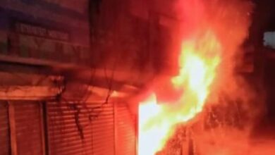 Photo of स्पेयर पार्ट्स की दुकान में लगी भयंकर आग, लाखों का नुकसान
