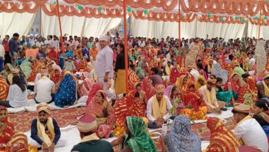 Photo of सुल्तानपुर : “मुख्यमंत्री सामूहिक विवाह” योजना में 127 जोड़े शादी के बंधन में बंधे