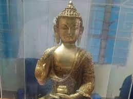 Photo of पीलीभीत : माल खाने से गायब भगवान गौतम बुद्ध की अष्ट धातु प्रतिमा