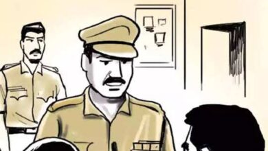 Photo of गोंडा : पुलिस से नहीं मिला न्याय तो बिधवा महिला ने डीआईजी से लगाई मदद की गुहार