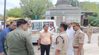 Photo of शाहजहाँपुर : ईद-उल-जुहा एडीएम प्रशासन ने नगर के प्रमुख स्थलों का किया निरीक्षण