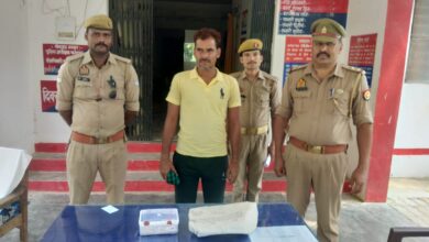 Photo of फतेहपुर : चोरी के आभूषण के संग शातिर चोर हुआ गिरफ्तार