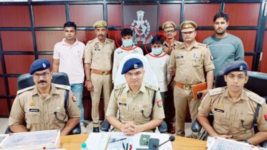 Photo of थाना बहादुरगढ़ पुलिस ने दो हथियार तस्करों को दबोचा, 21 अवैध हथियार बरामद