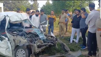 Photo of बड़ी खबर : पीलीभीत में सड़क हादसा, लखनऊ के चार लोगों की मौत
