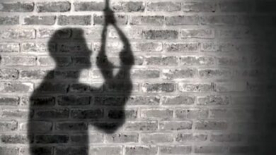 Photo of लखीमपुर खीरी : पत्नी के चले जाने से तनावग्रस्त होकर युवक ने की आत्महत्या