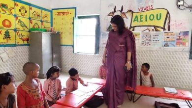 Photo of बहराइच : डीएम ने विद्यालयों का किया औचक निरीक्षण,   कक्षा एक में ली हिन्दी की क्लास