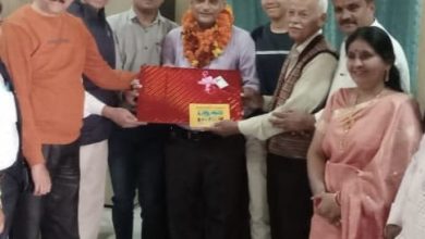 Photo of संस्कृति फाऊंडेशन की ओर से सामाजिक क्षेत्र में उत्कृष्ट कार्य करने के लिए आरटीआई कार्यकर्ता को किया सम्मानित संस्कृति फाऊंडेशन ने मनोज शर्मा को सम्मानित किया