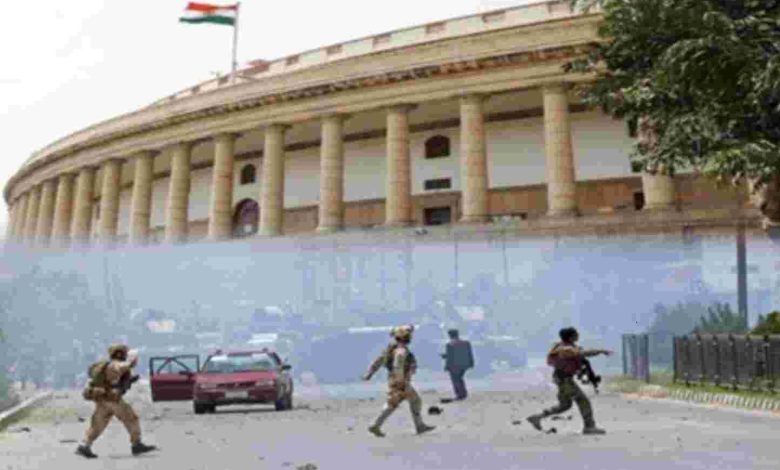 Photo of इतिहास के पन्नों में 13 दिसंबरः भारत की संसद पर हमले के 22 साल, जानिए और भी खास बातें