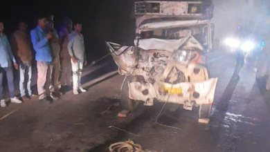 Photo of कानपुर : ट्रक में घुसी पिकअप, केबिन में फंसकर चालक की दर्दनाक मौत