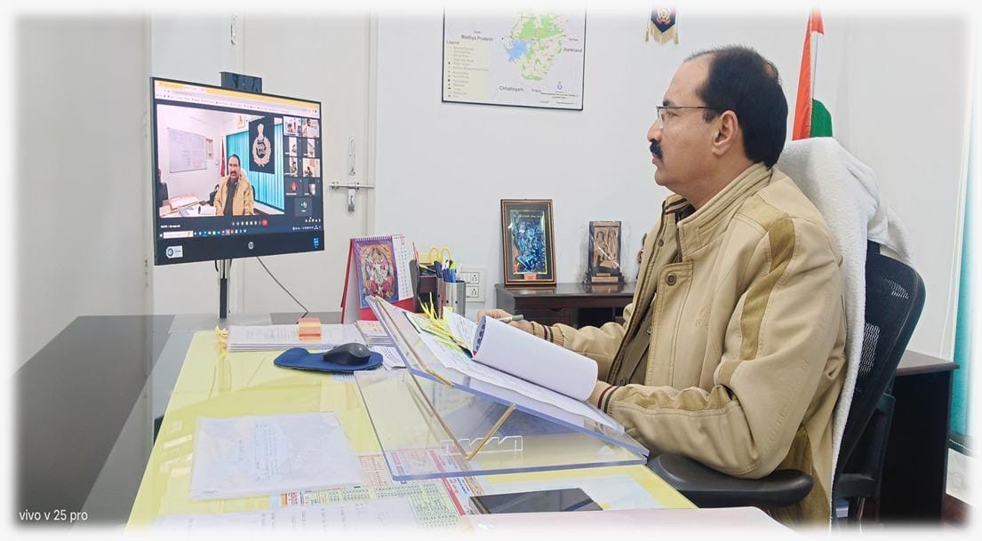 Photo of मिर्जापुर : डीआईजी ने गूगल मीट से लोक सभा चुनाव तैयारियों के दृष्टिगत की वर्चुअल समीक्षा